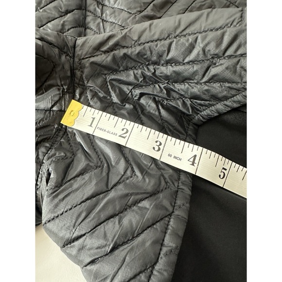 Athleta Apres Ski Quilted Shorts Women's Size 16 Black Zipper Pocket Elastic - Picture 6 of 7